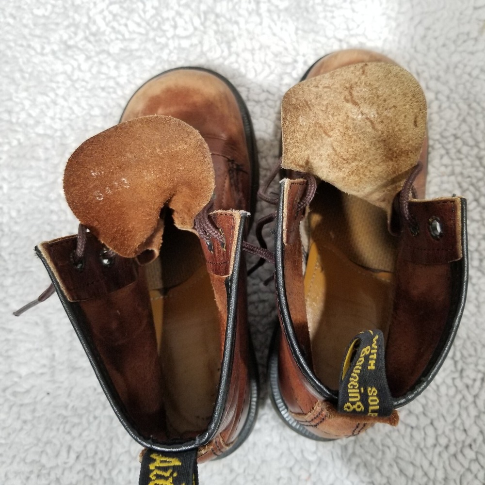 Vintage Dr Martens 8433 Club Sole Made in England 6 Hole Brown Boots Size 4 - Picture 2 of 16
